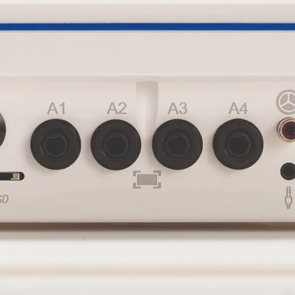 QuintStation 325 connection panel with four applicator sockets and an SD card slot